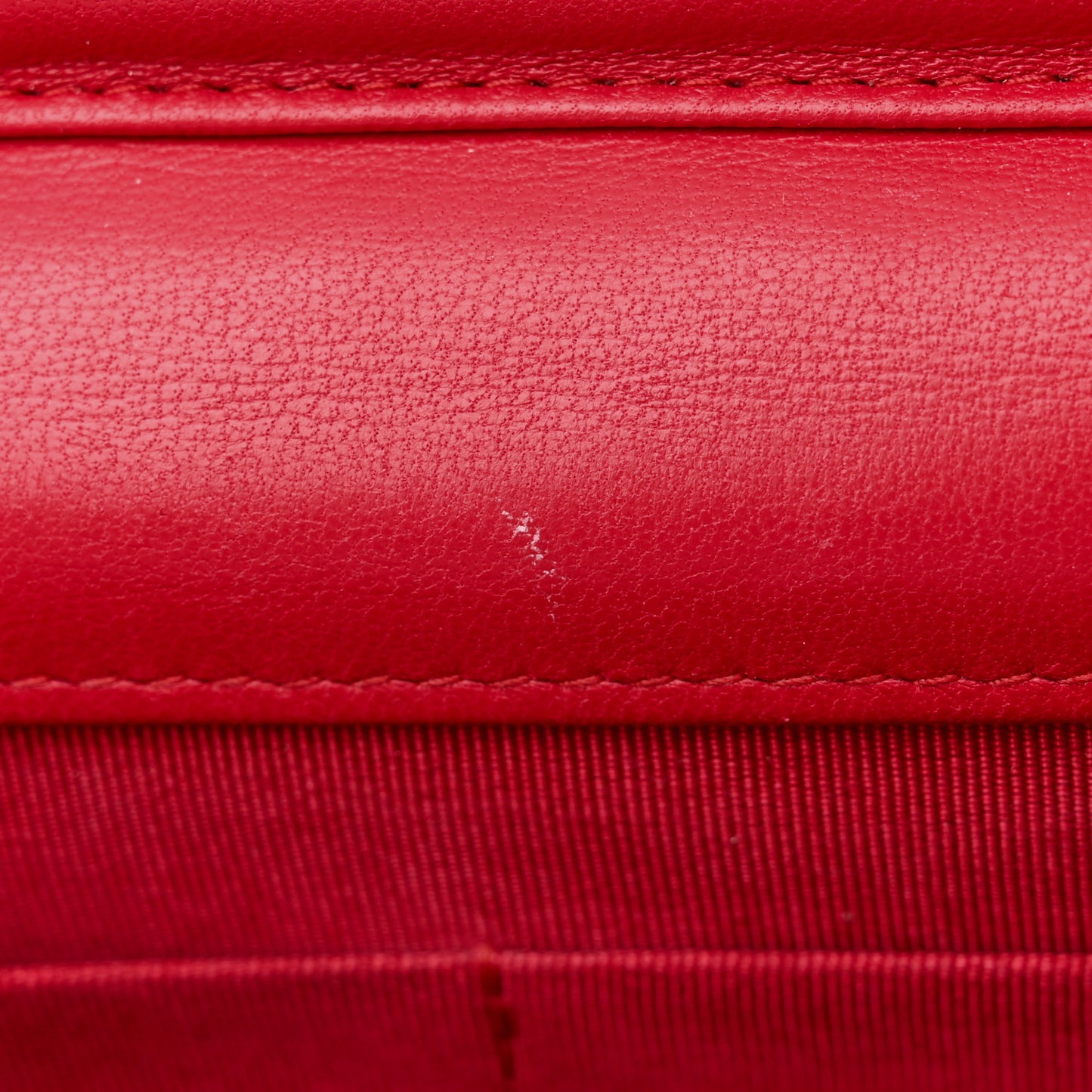 Lambskin Quilted Wallet On Chain WOC Red