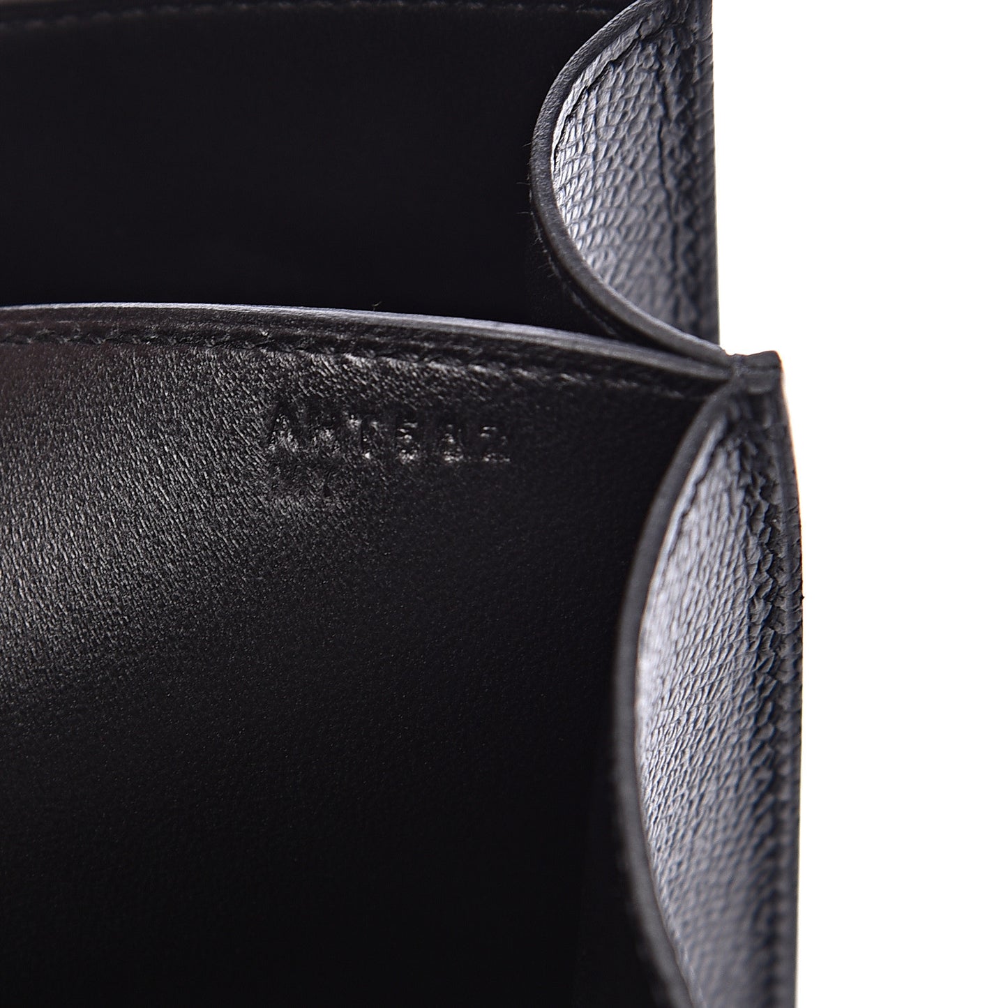 Epsom Constance 24 Black