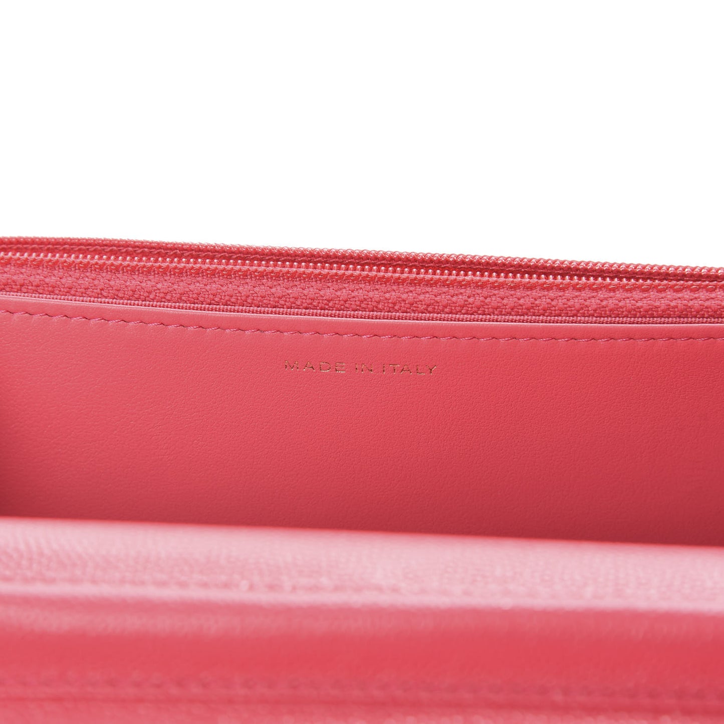 Caviar Quilted French New Wave Chain CC Wallet On Chain WOC Pink