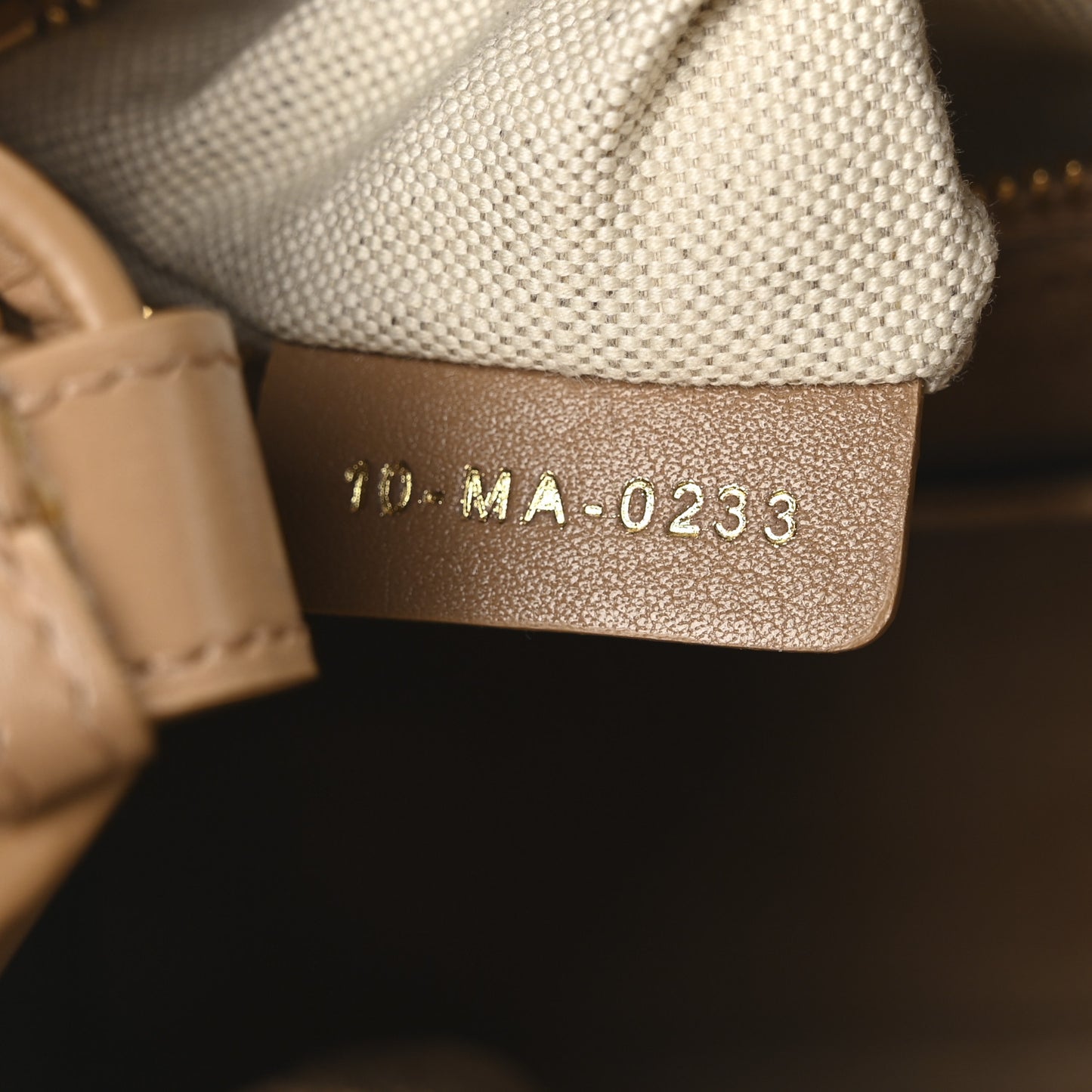 Calfskin Cannage Small The Lady 95.22 Beige