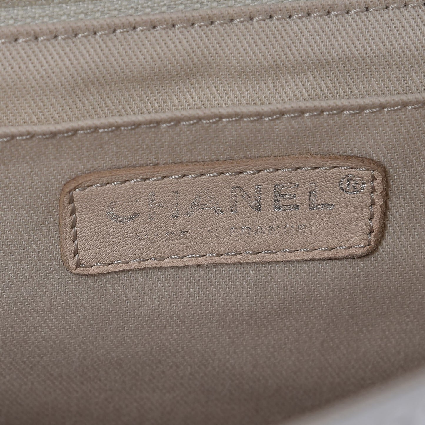 Caviar Large Timeless CC Flap White