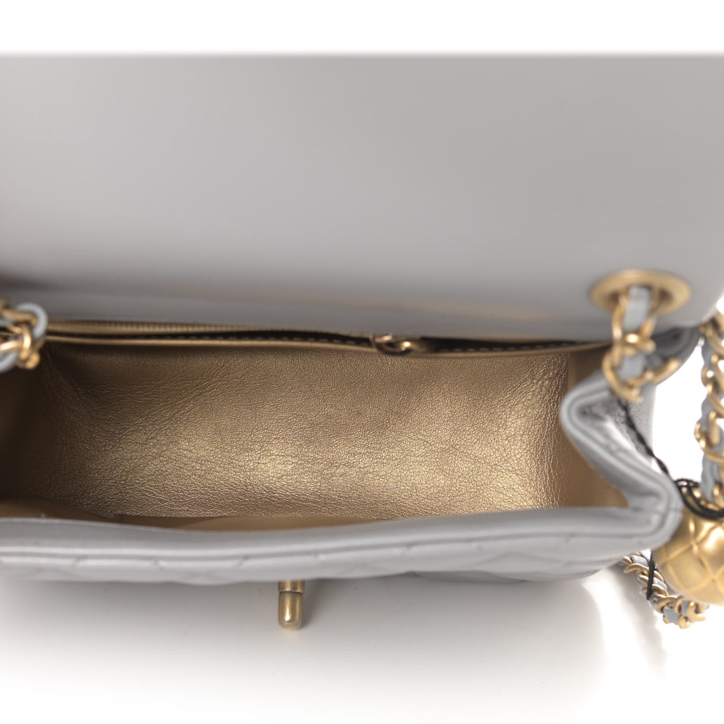 Lambskin Quilted Mini Pearl Crush Flap Light Grey