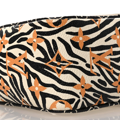 Louis Vuitton Monogram Giant Jungle Beach Pouch Ivory 9 of 12