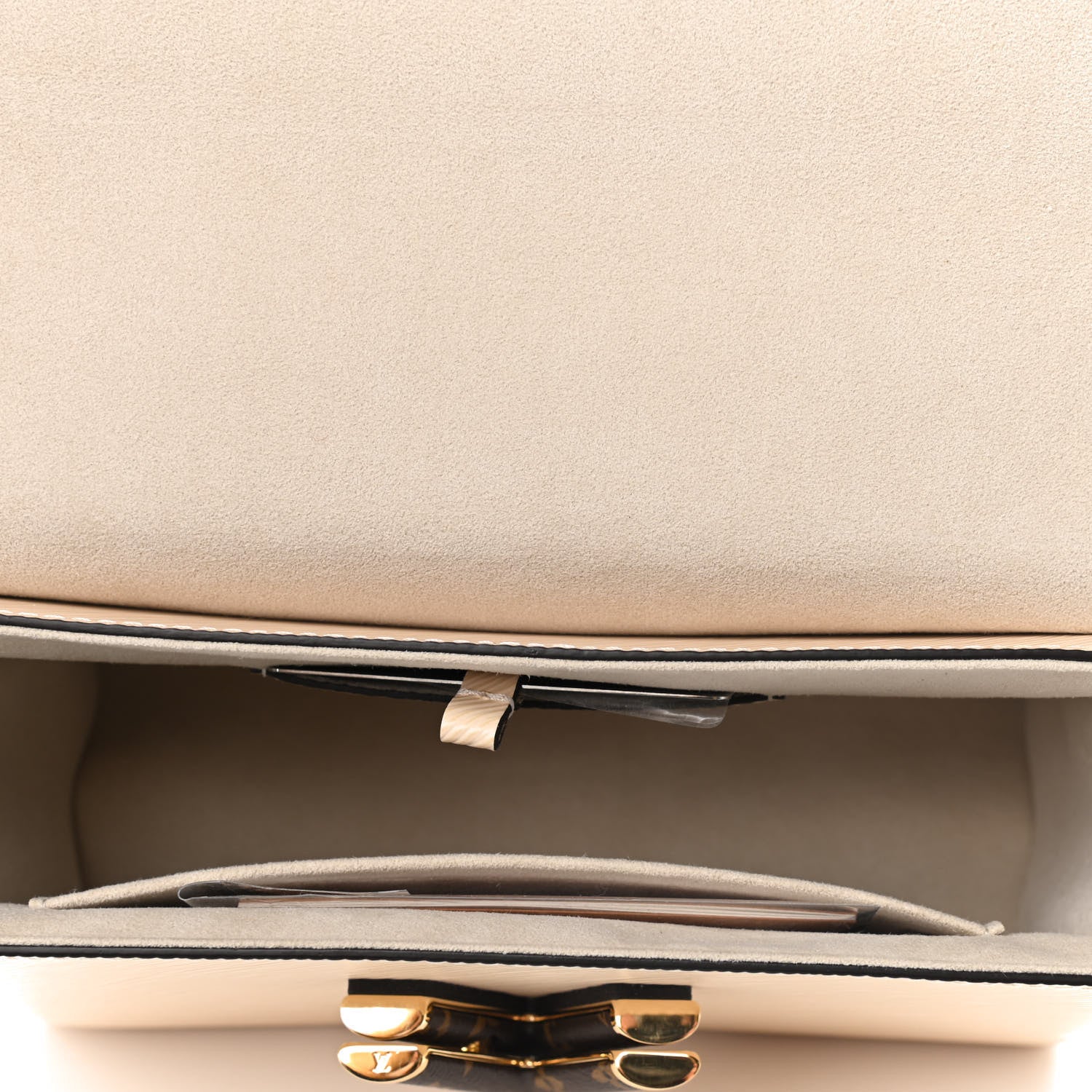 Louis Vuitton Monogram Epi Teddy Twist MM Creme 5 of 8