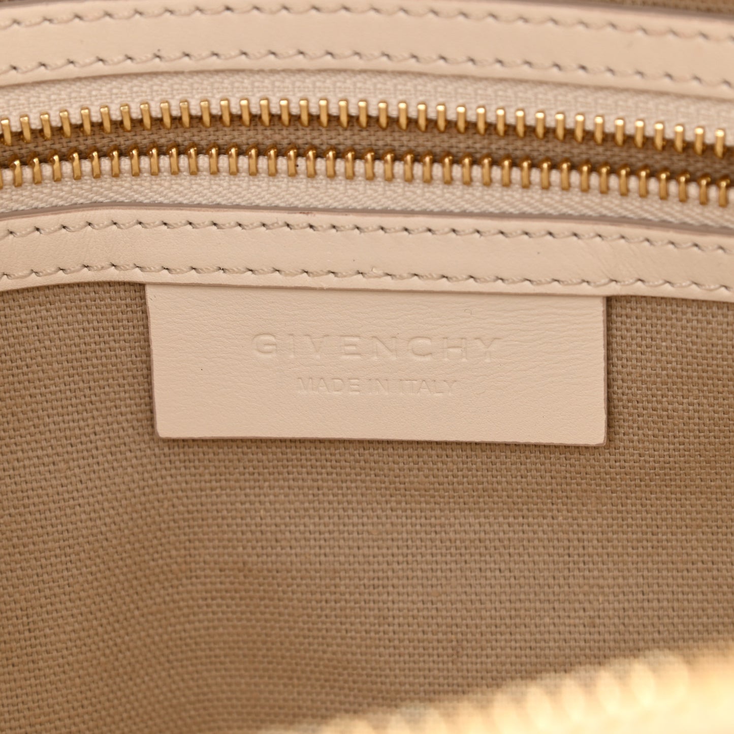 Calfskin Small Sway Off White