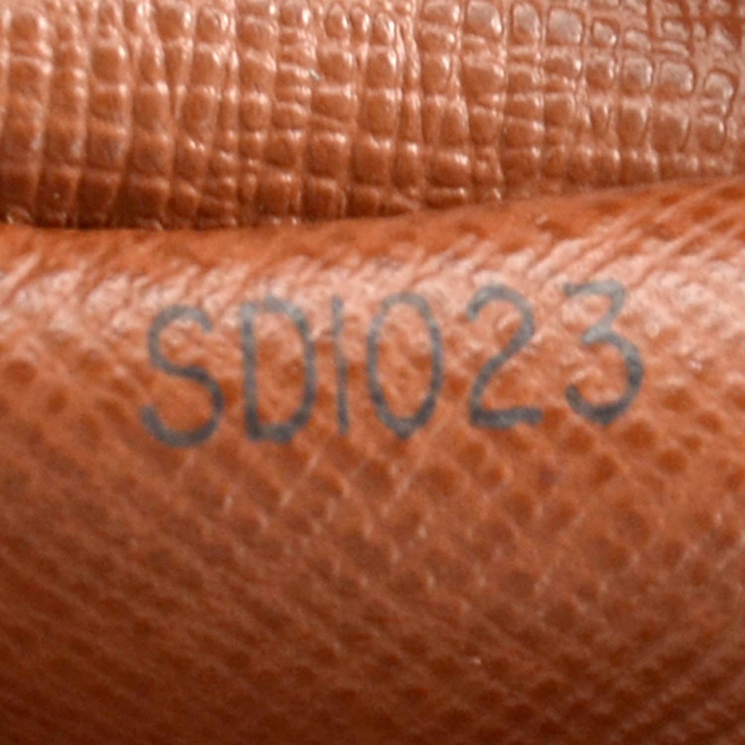 Louis Vuitton Monogram Papillon 26 7 of 7