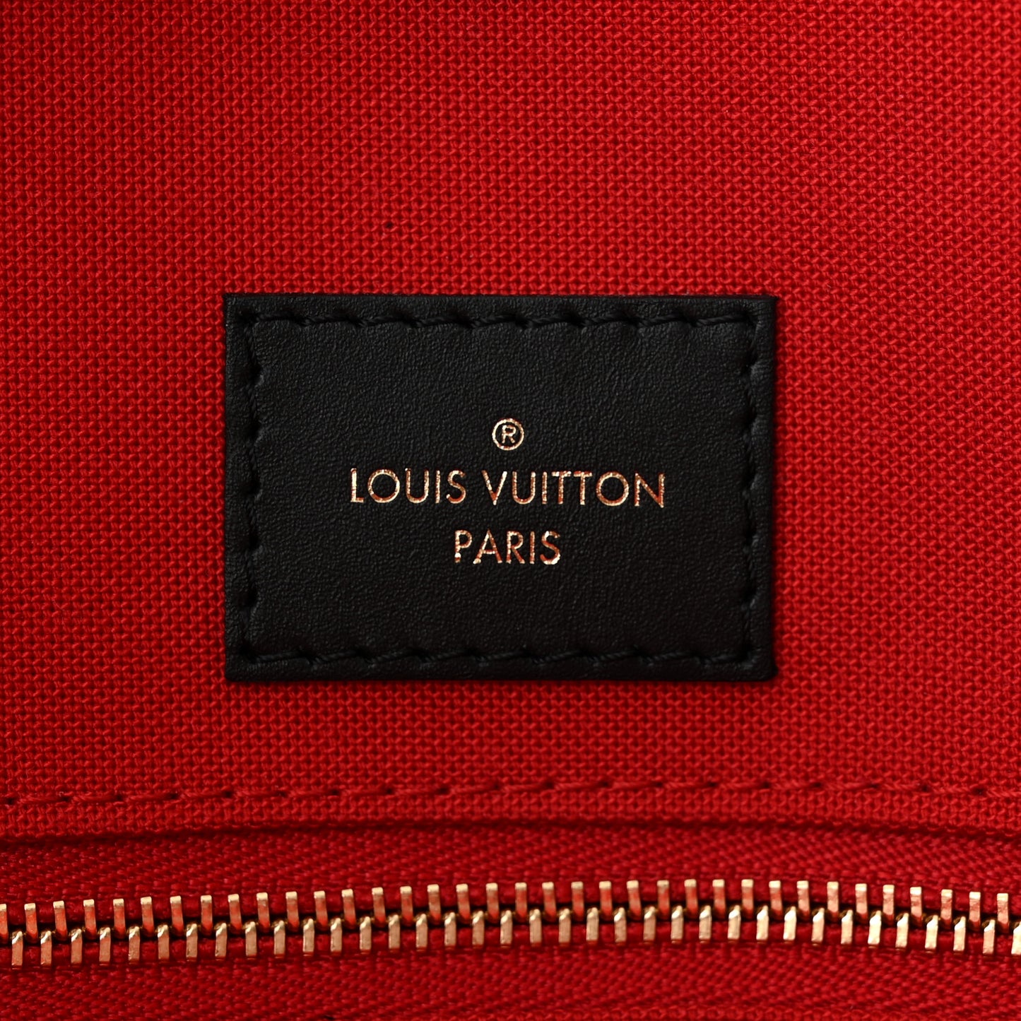 Reverse Monogram Giant Onthego MM