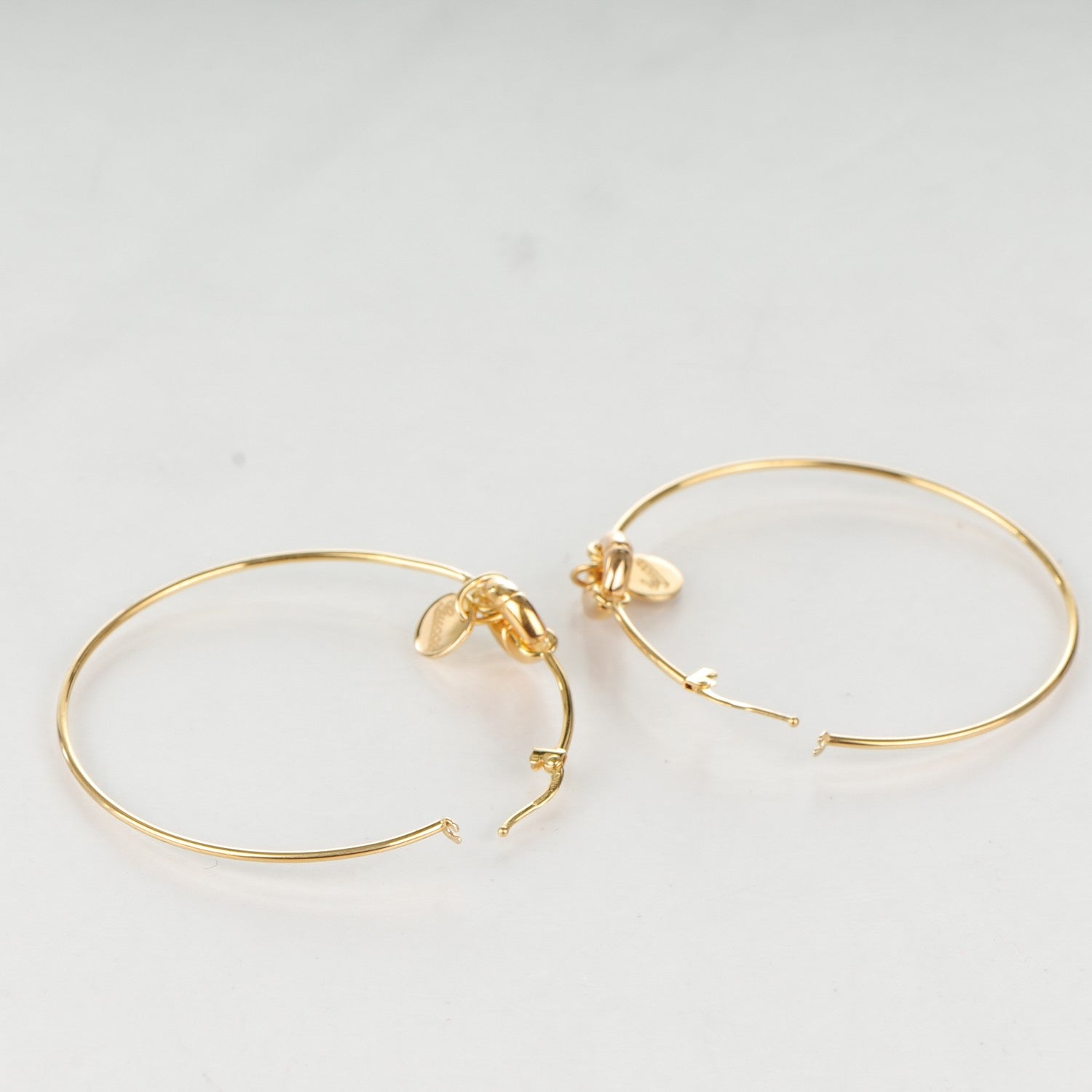 Gucci 18K Yellow Gold Bamboo Link Charm Hoop Earrings 5 of 6