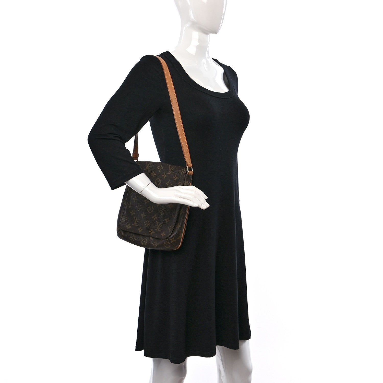 Louis Vuitton Monogram Musette Salsa 2 of 10