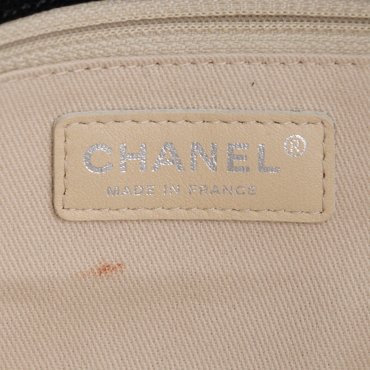 Chanel Crumpled Grained Calfskin Drawstring Tote Black 6 of 7