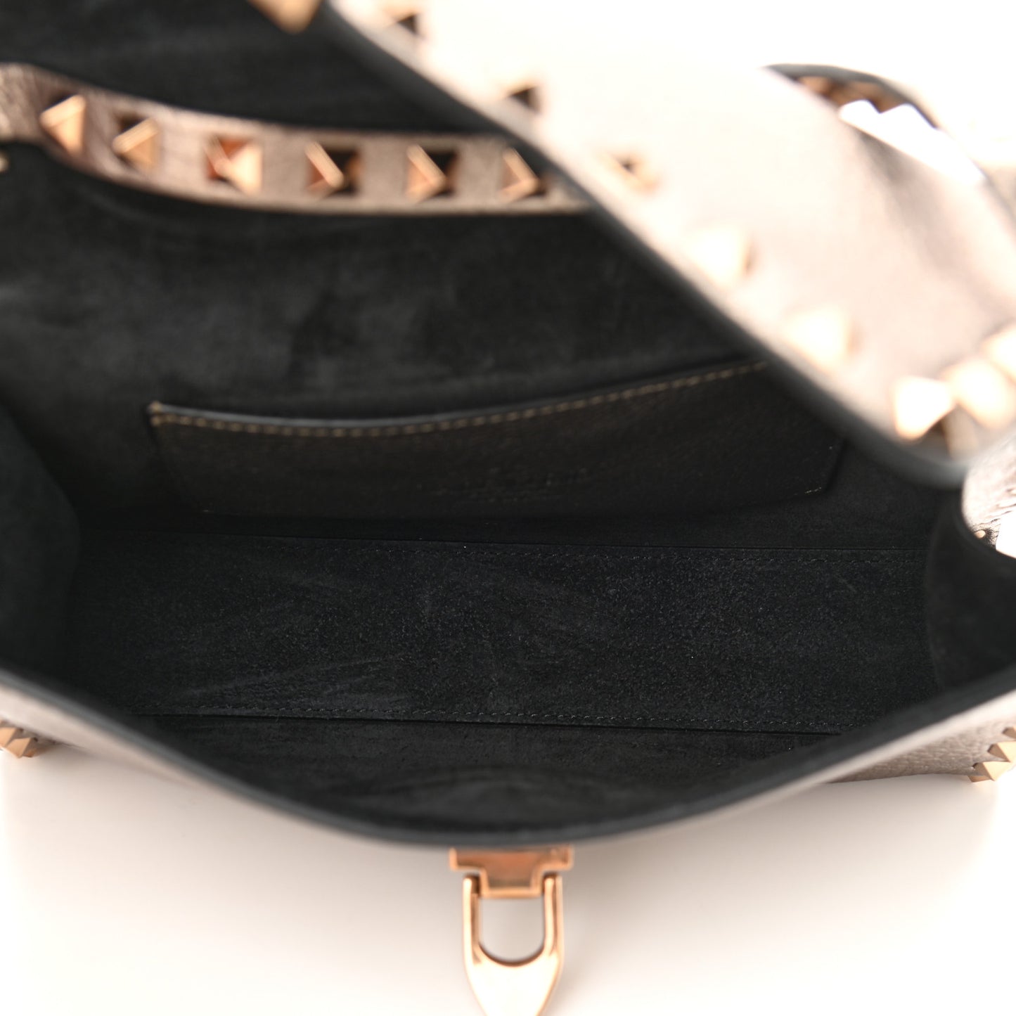 Metallic Pebbled Calfskin Medium Rockstud Flip Lock Crossbody Bag Sasso