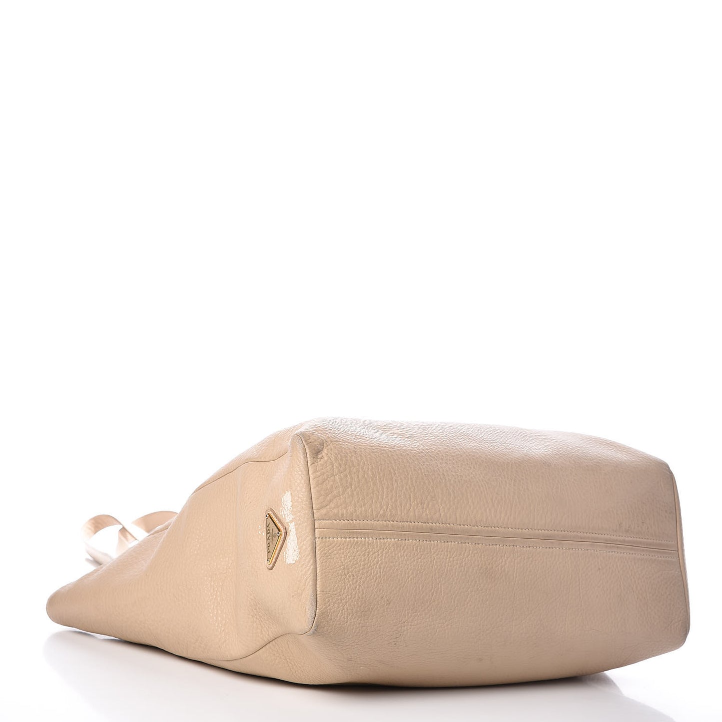 Vitello Daino Shopping Tote Cammeo