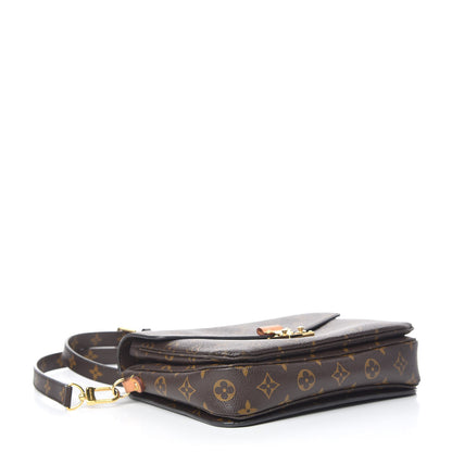 Louis Vuitton Monogram Pochette Metis 4 of 17
