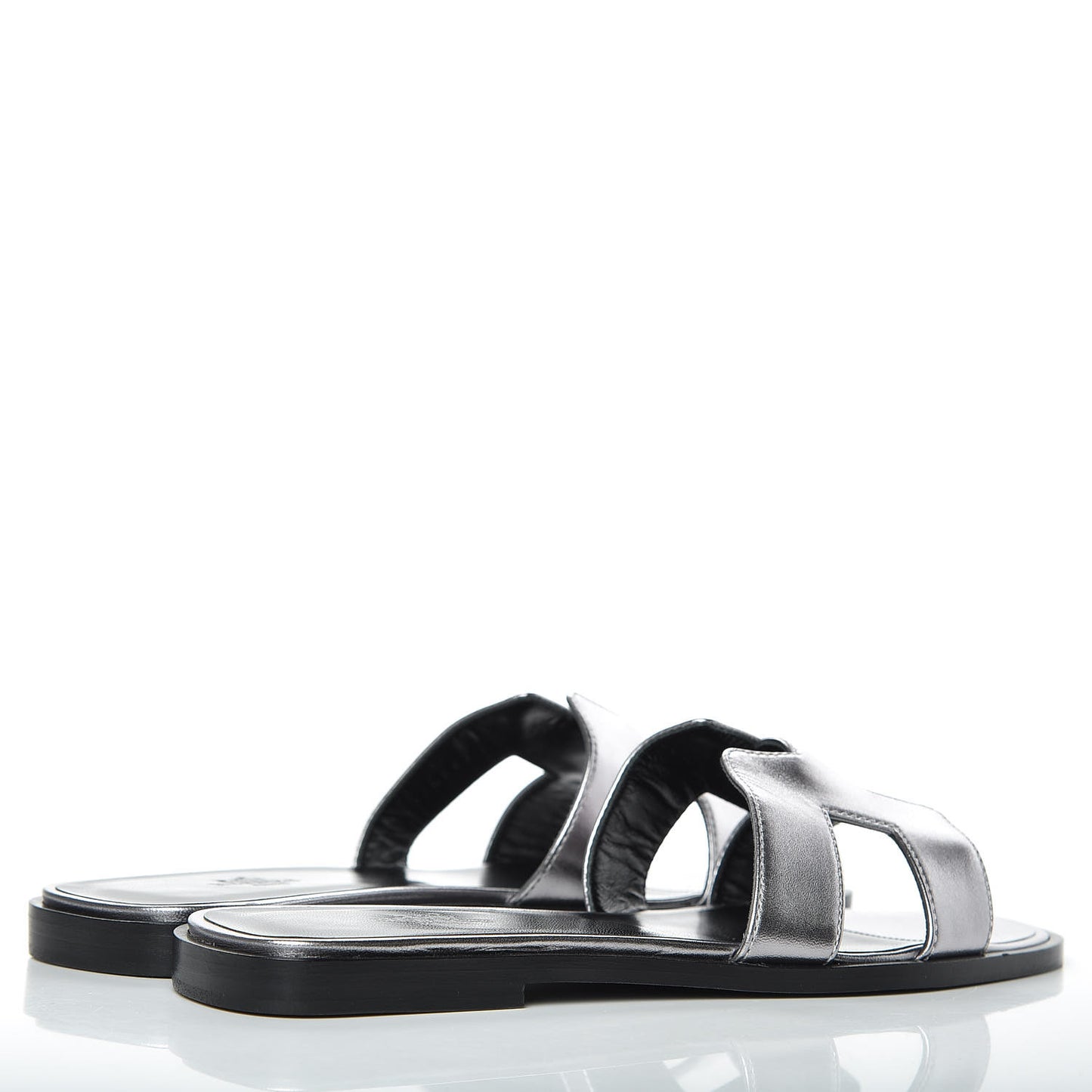 Metallic Nappa Calfskin Oran Sandals 38 Argent