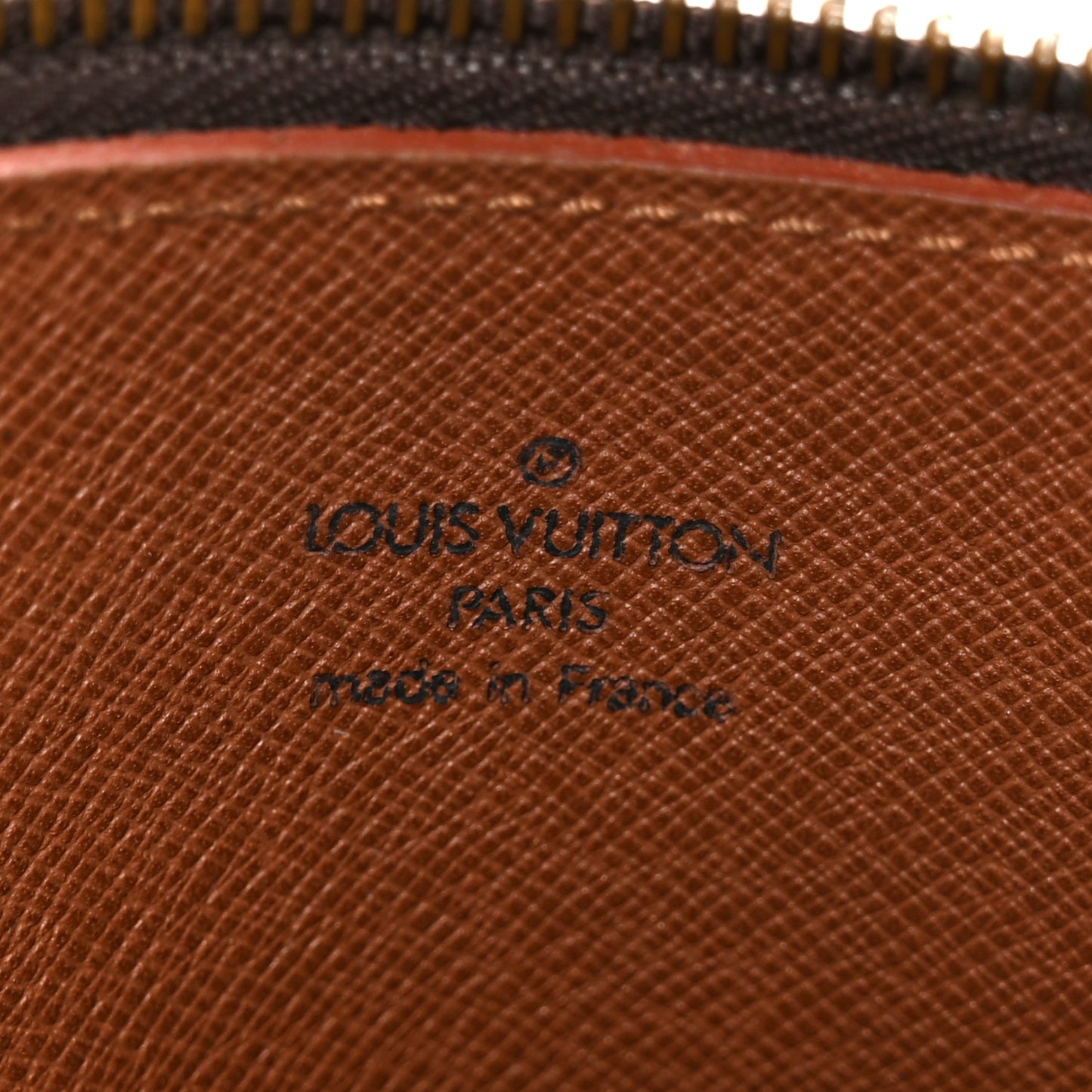 Monogram Papillon 26