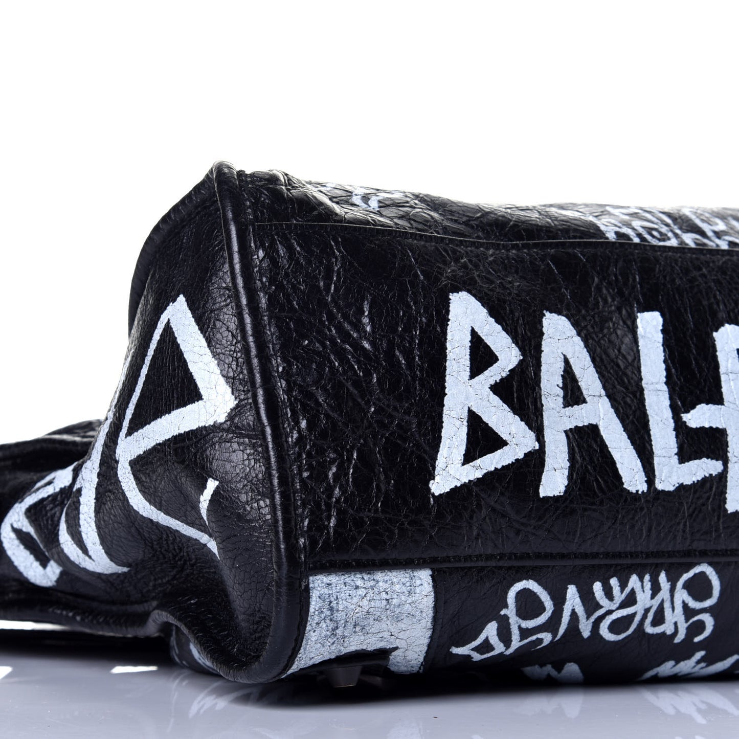 Agneau Arena Graffiti All Over Classic Hardware City Black White
