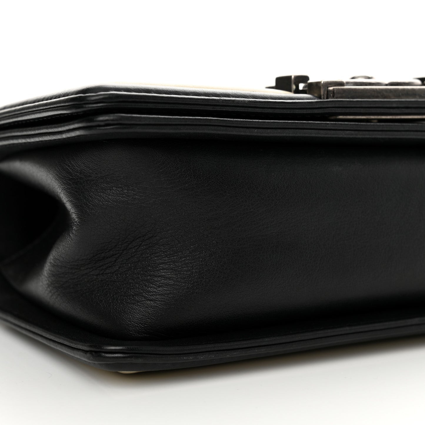 Calfskin Pleated Small Boy In Rome Flap Black White