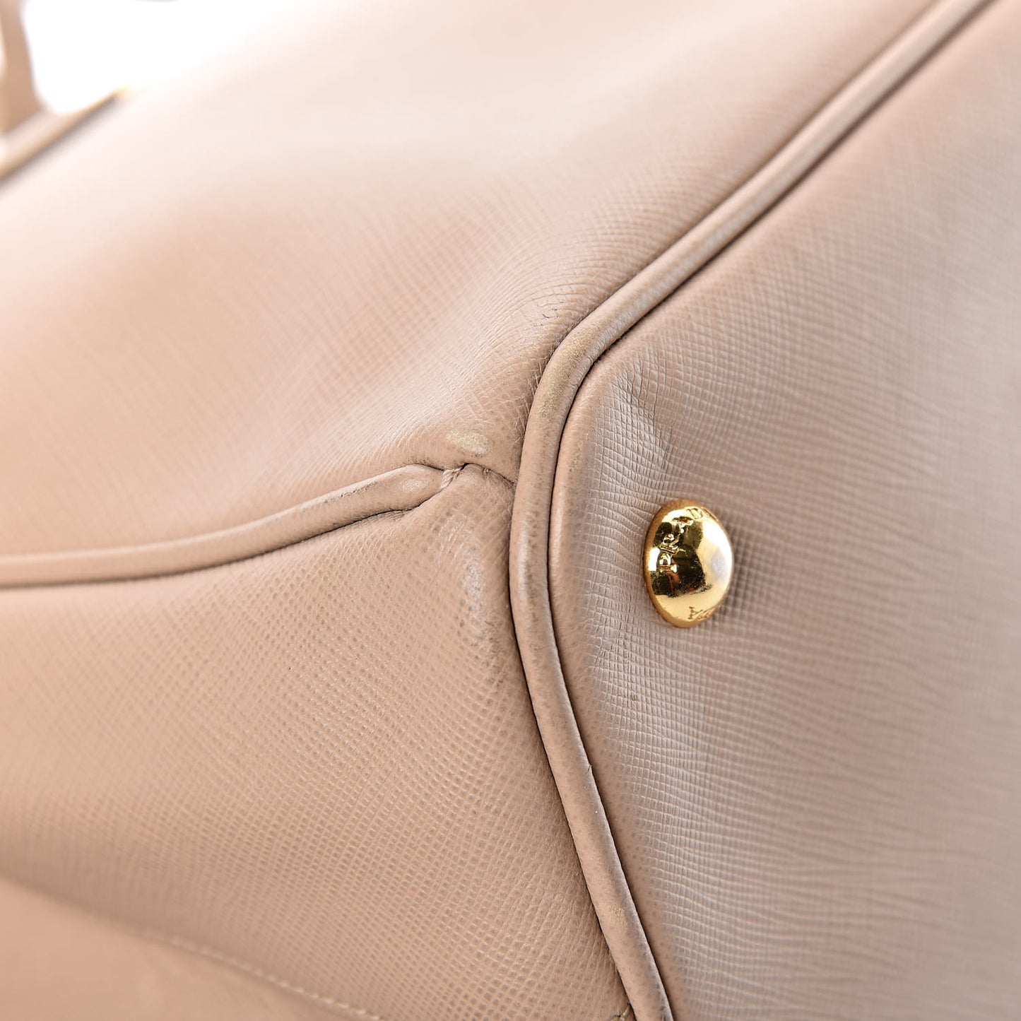 Saffiano Lux Small Tote Sabbia