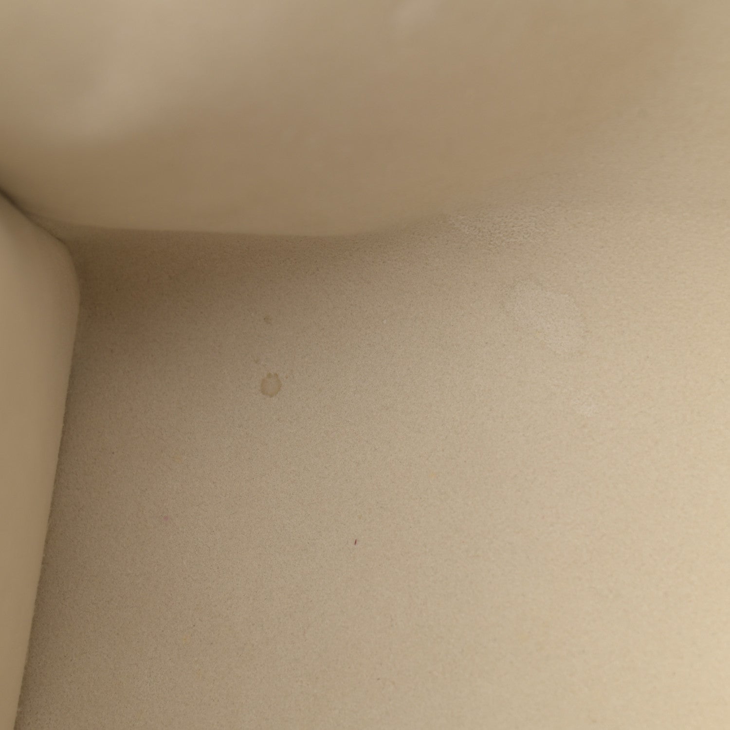 Louis Vuitton Empreinte Monogram Giant By The Pool Onthego MM Cream Saffron 13 of 18