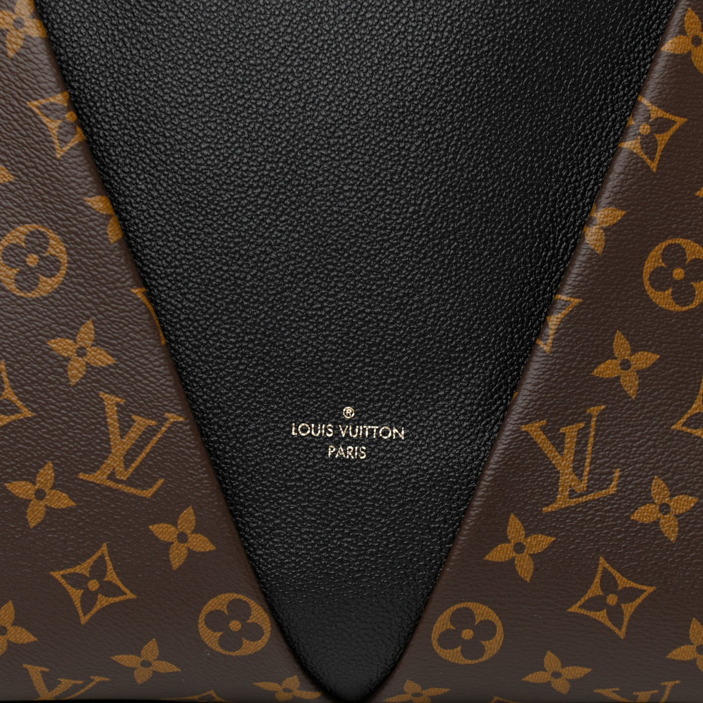 Monogram V Tote MM Black