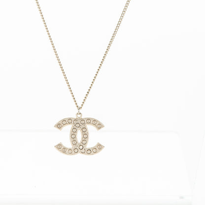 Chanel Pearl CC Pendant Necklace Gold 7 of 7