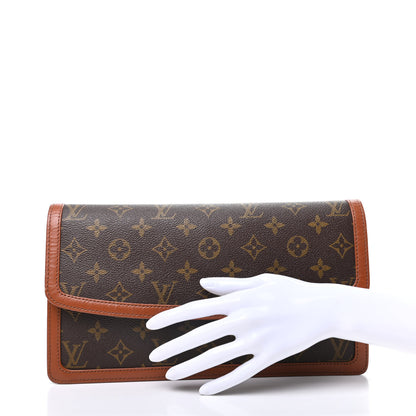 Louis Vuitton Monogram Pochette Dame 29 2 of 8