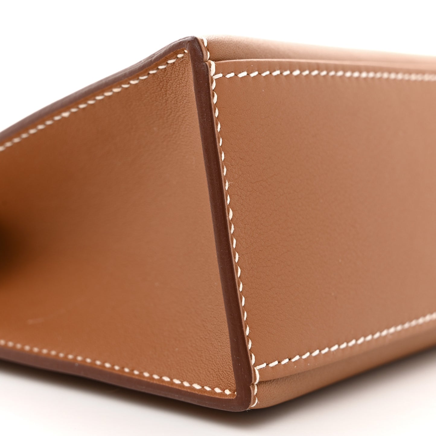 Swift Kelly Pochette Clutch Gold