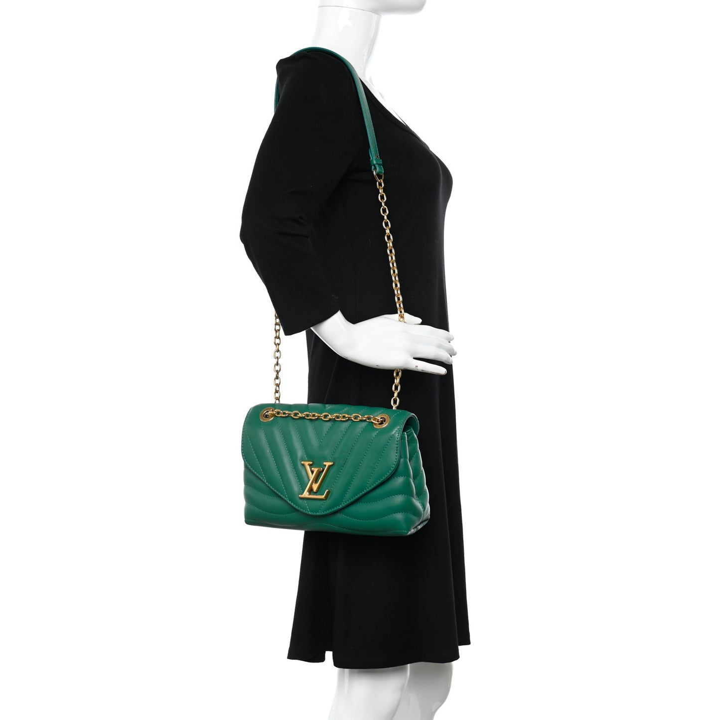Calfskin New Wave Chain Bag MM NM Emerald