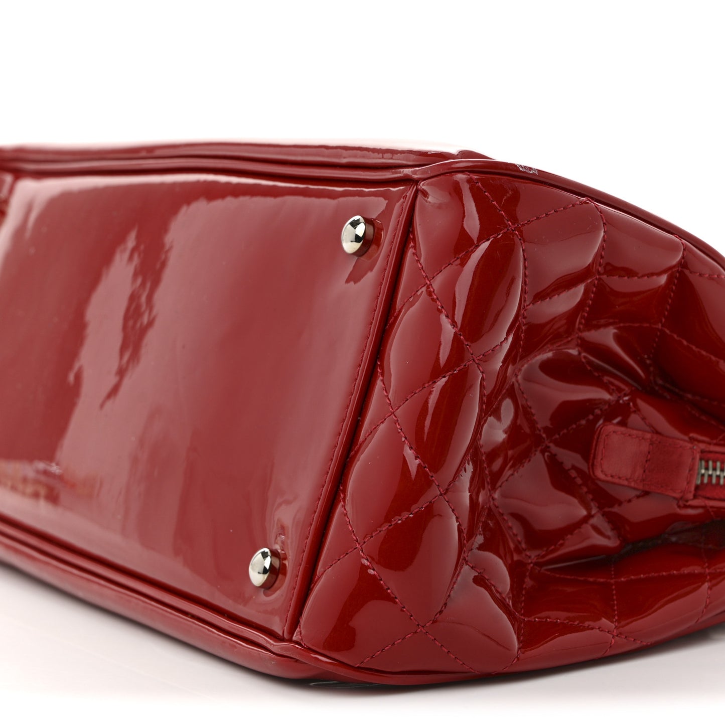Vinyl Lipstick Ligne Tote Red