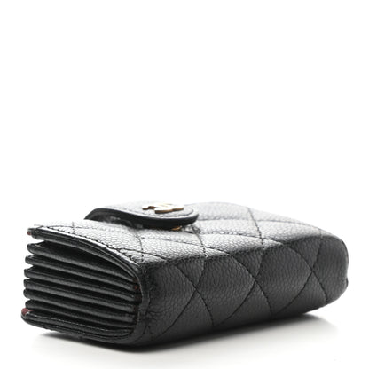 Chanel Caviar Quilted Gusseted Card Holder Black 4 of 7