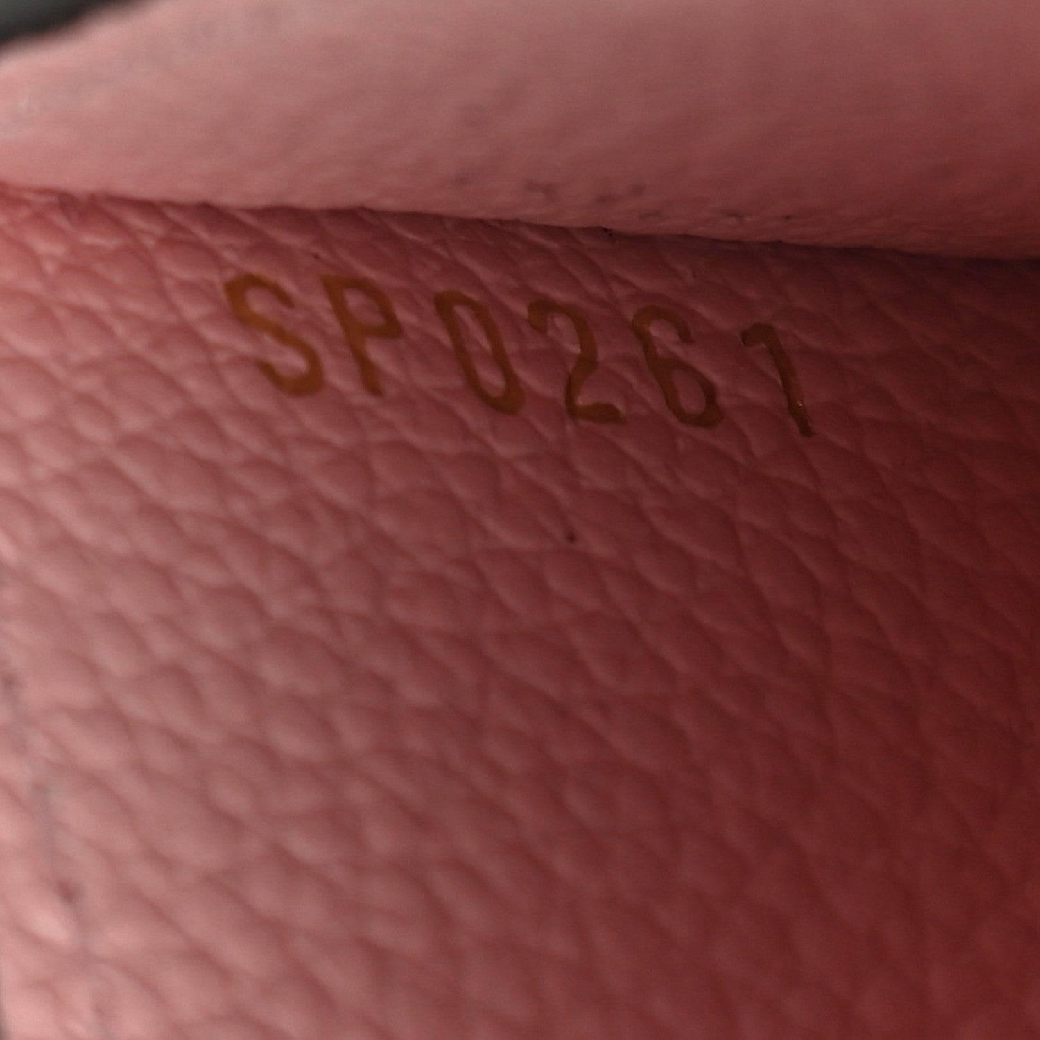 Louis Vuitton Empreinte Monogram Giant By The Pool Card Holder Bouton De Rose 7 of 10