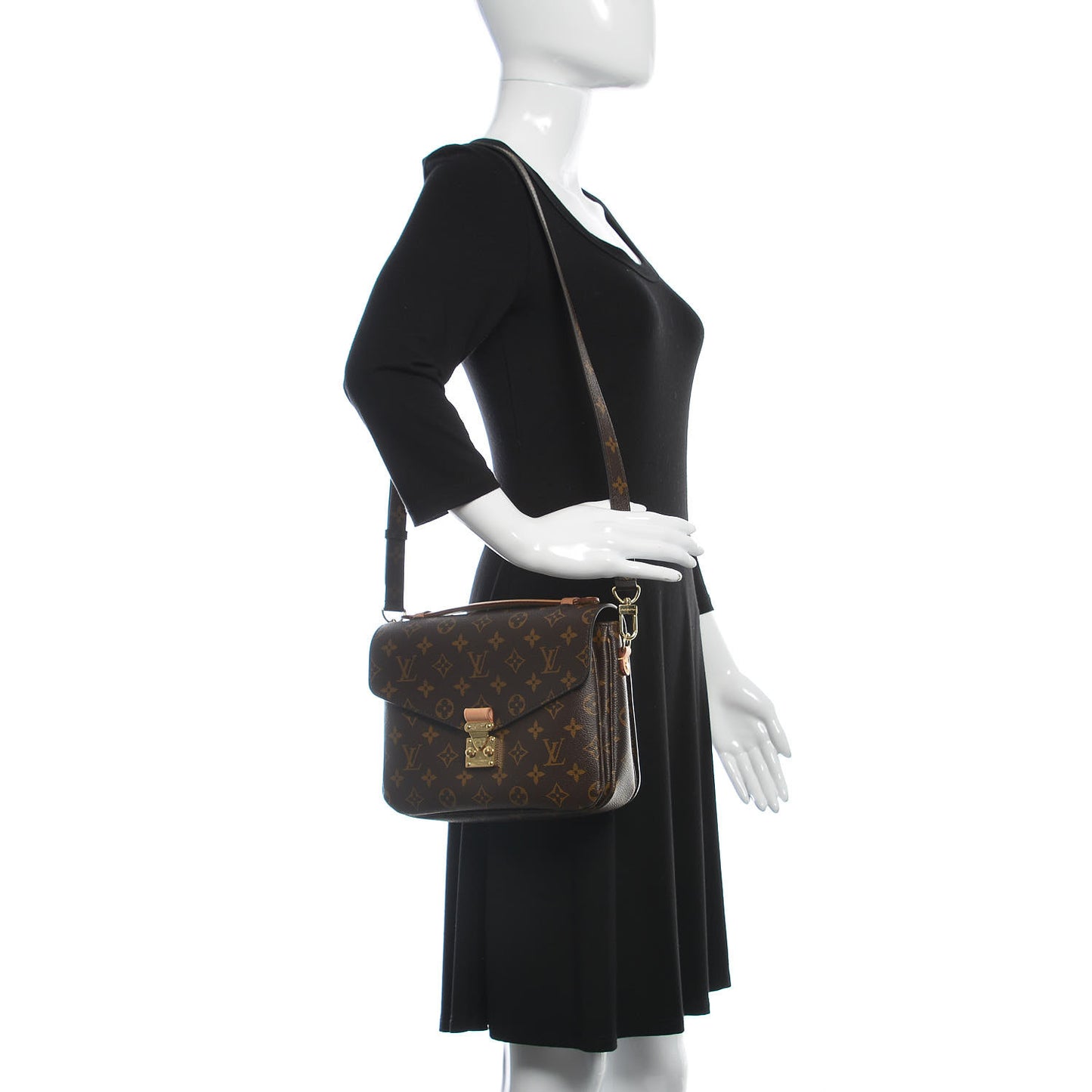 Monogram Pochette Metis