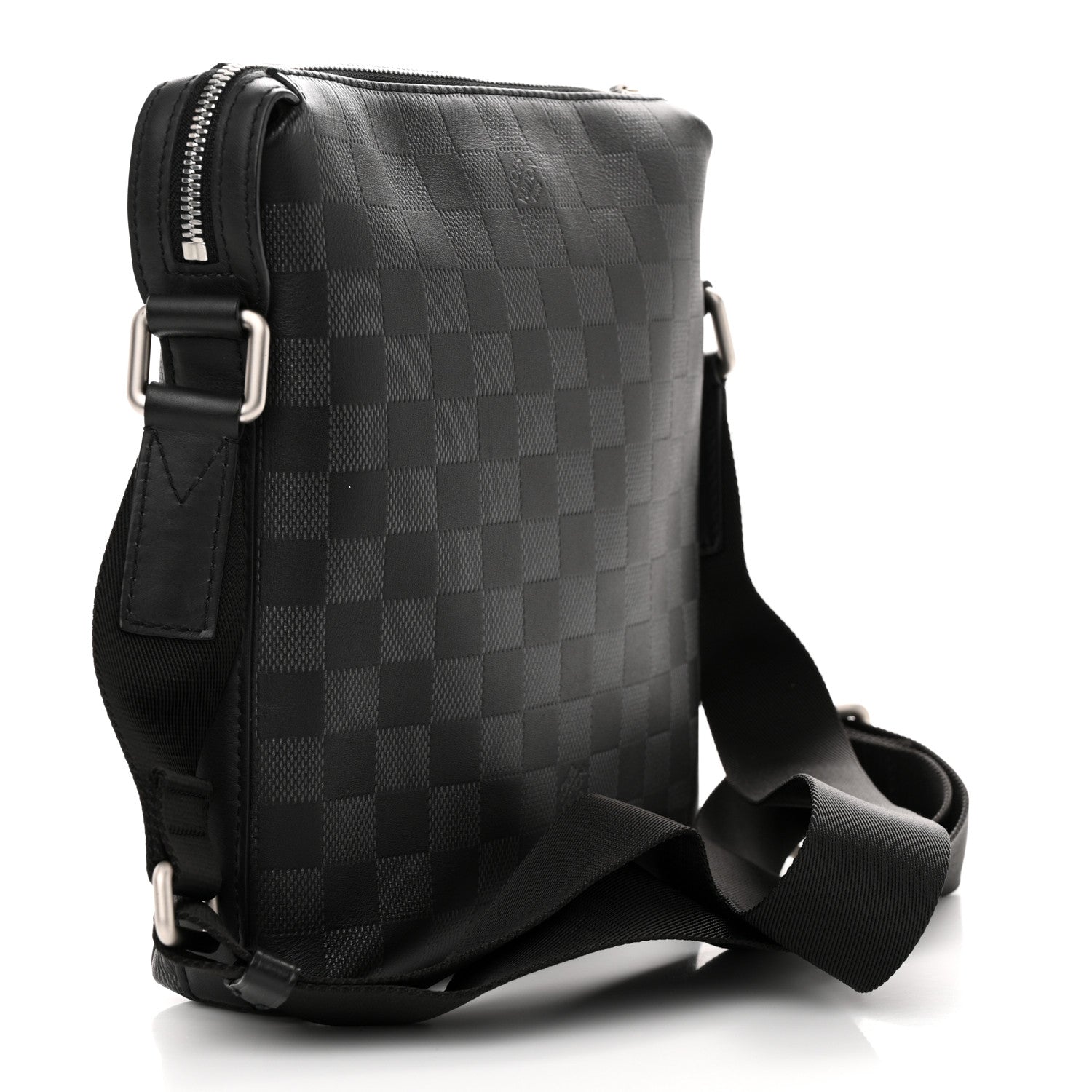 Louis Vuitton Damier Infini Discovery Messenger BB Onyx 3 of 12