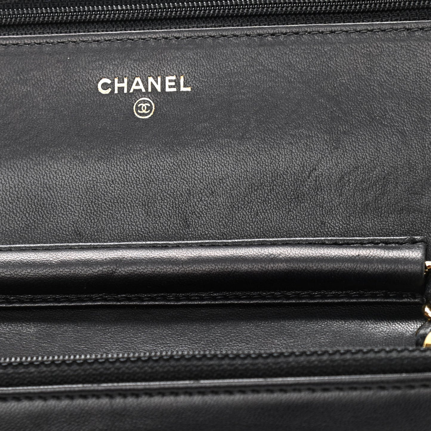 Lambskin Quilted Wallet On Chain WOC Black