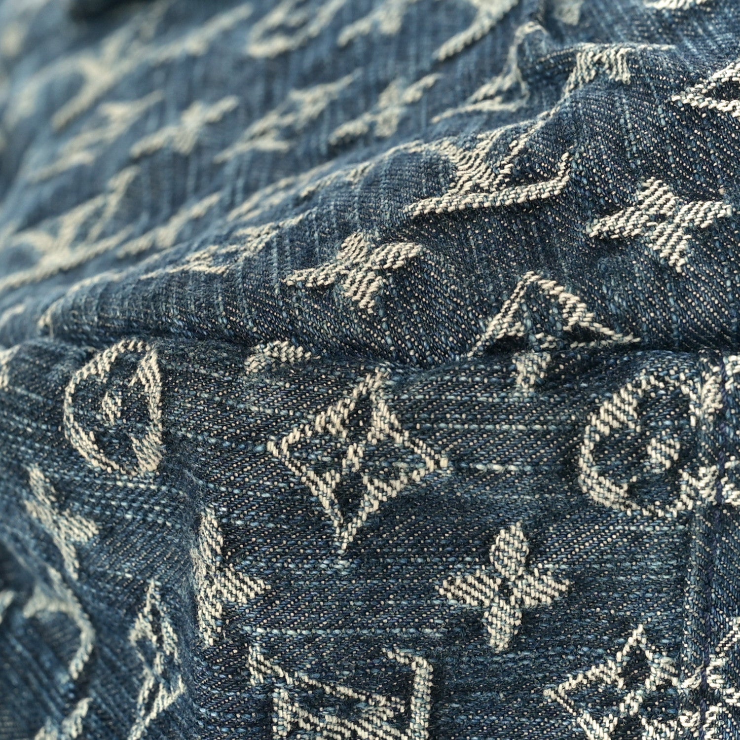 Louis Vuitton Denim Daily GM Gris Blue 7 of 8