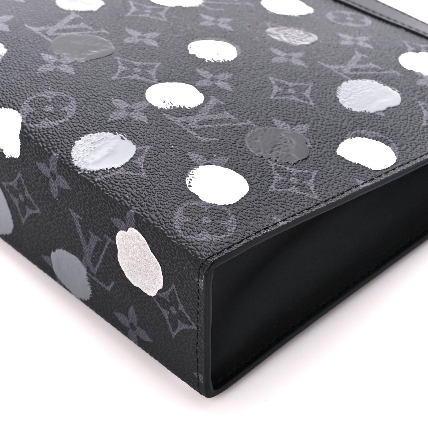 Louis Vuitton LV X YK Monogram Eclipse Dots Pochette Voyage MM Black 10 of 11