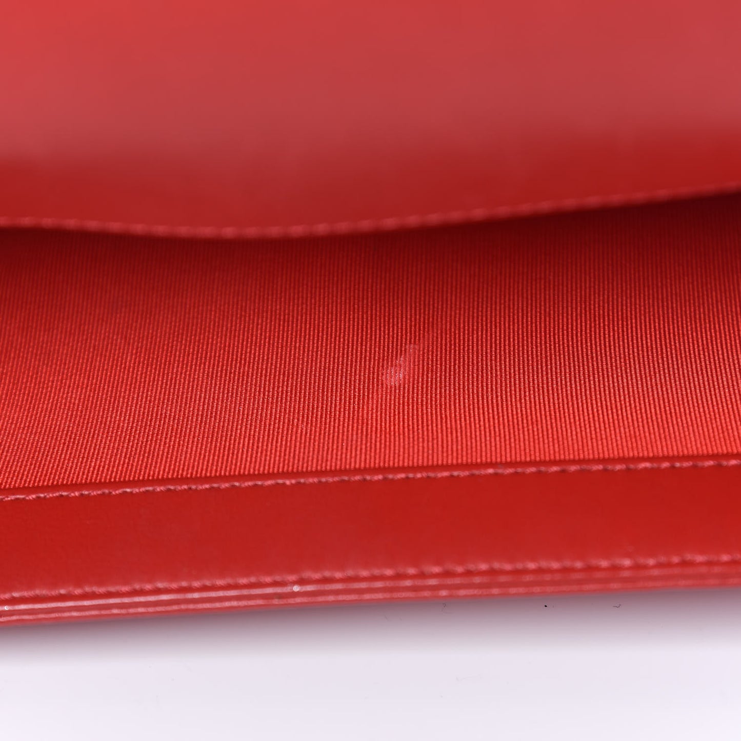 Lambskin Quilted Medium Boy Flap Red