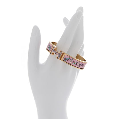 Hermes Enamel Printed Narrow Couvertures et Tenues de Jour Clic Clac H Bracelet PM Color Patch 2 of 4