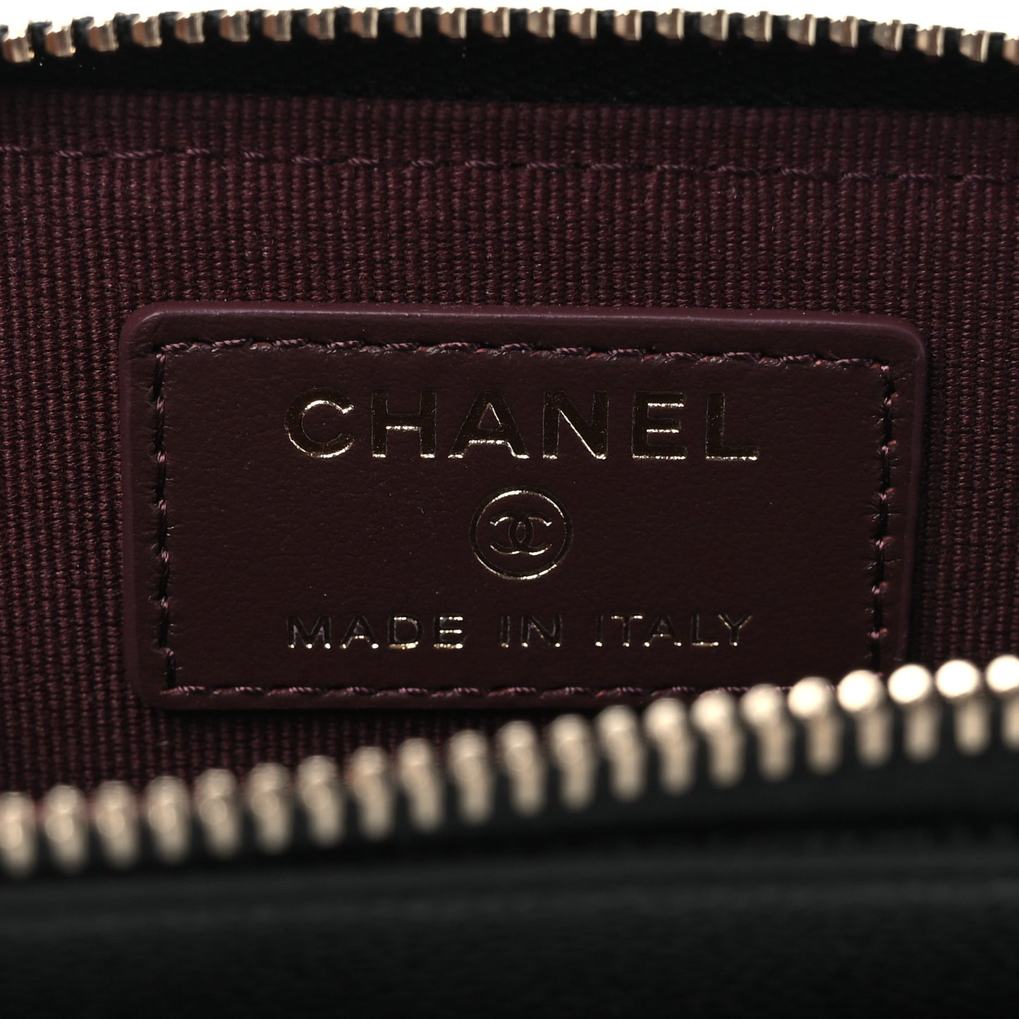 Caviar Quilted CC Zip Around Card Holder Black