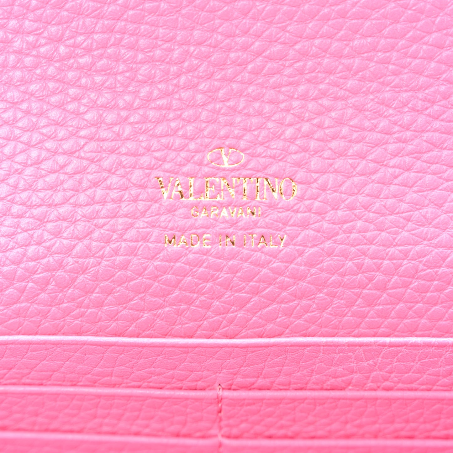 Pebbled Calfskin Rockstud Flip Lock Wallet On Chain Feminine Pink