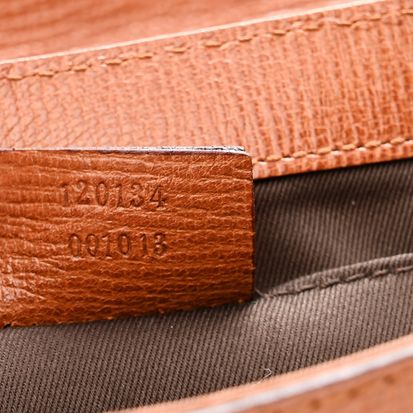 Textured Calfskin Horsebit Chain Clutch Cuir