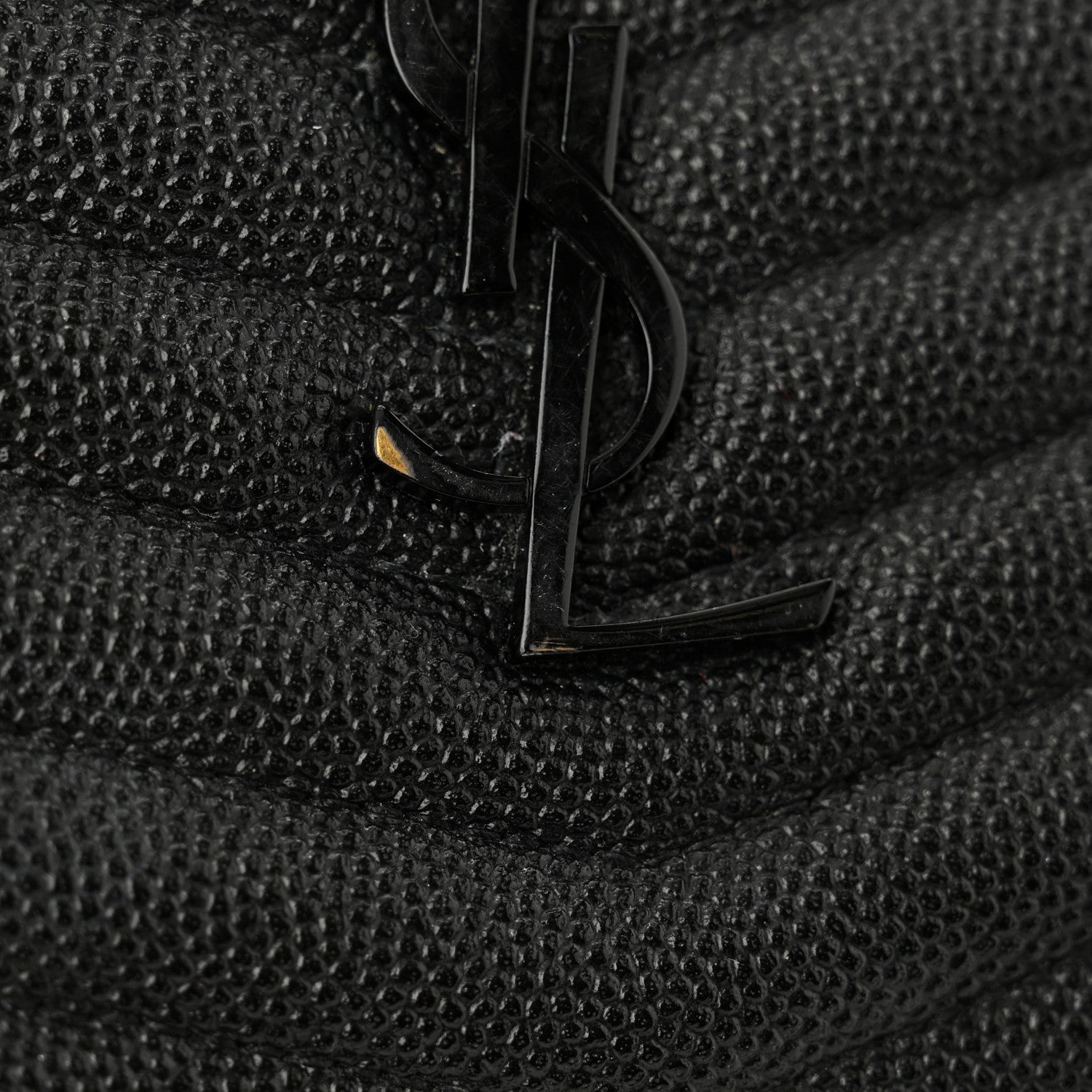 Saint Laurent Grain De Poudre Matelasse Monochrome Monogram Mini Lou Camera Bag Black 10 of 12