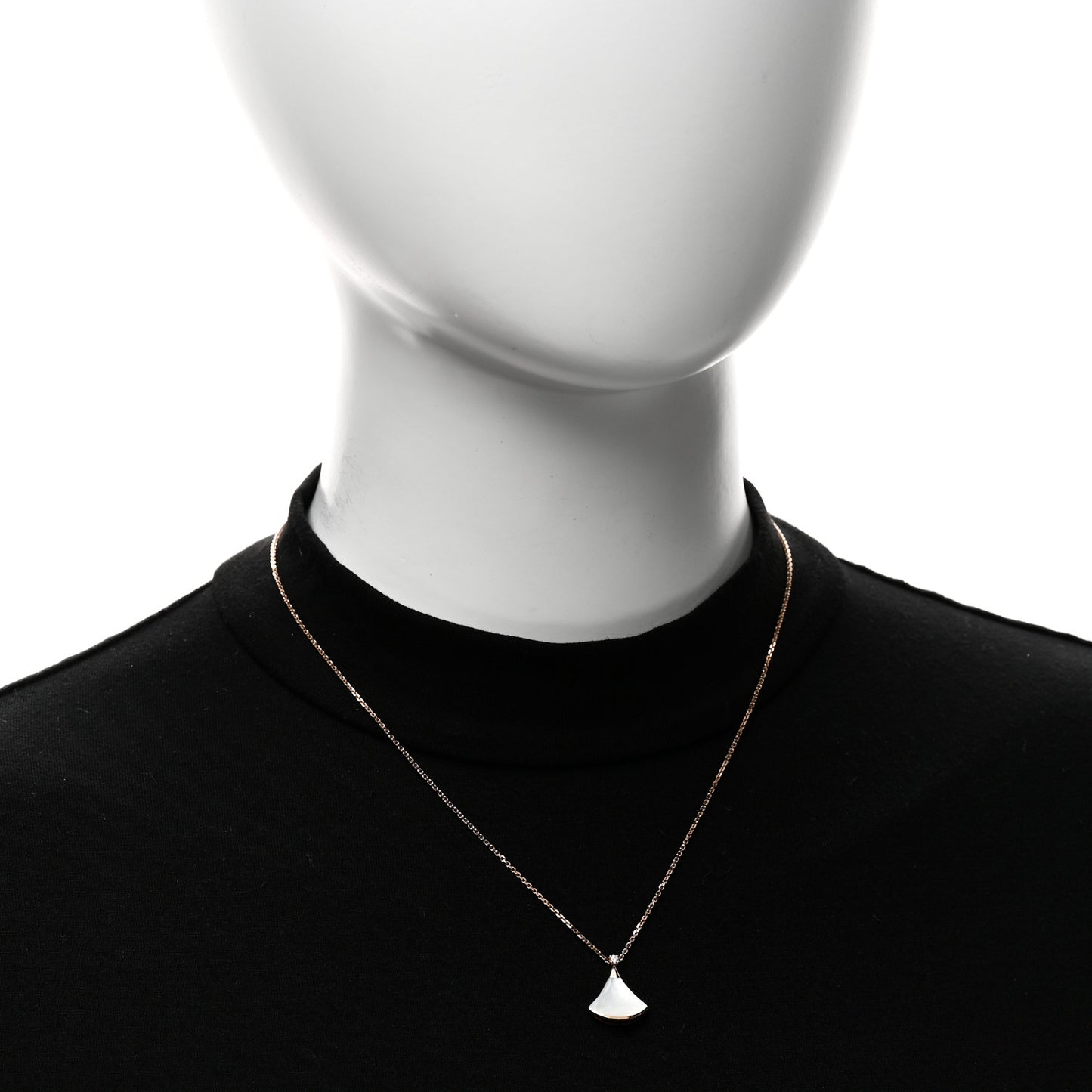 18K Rose Gold Diamond Mother of Pearl Small Divas' Dream Pendant Necklace