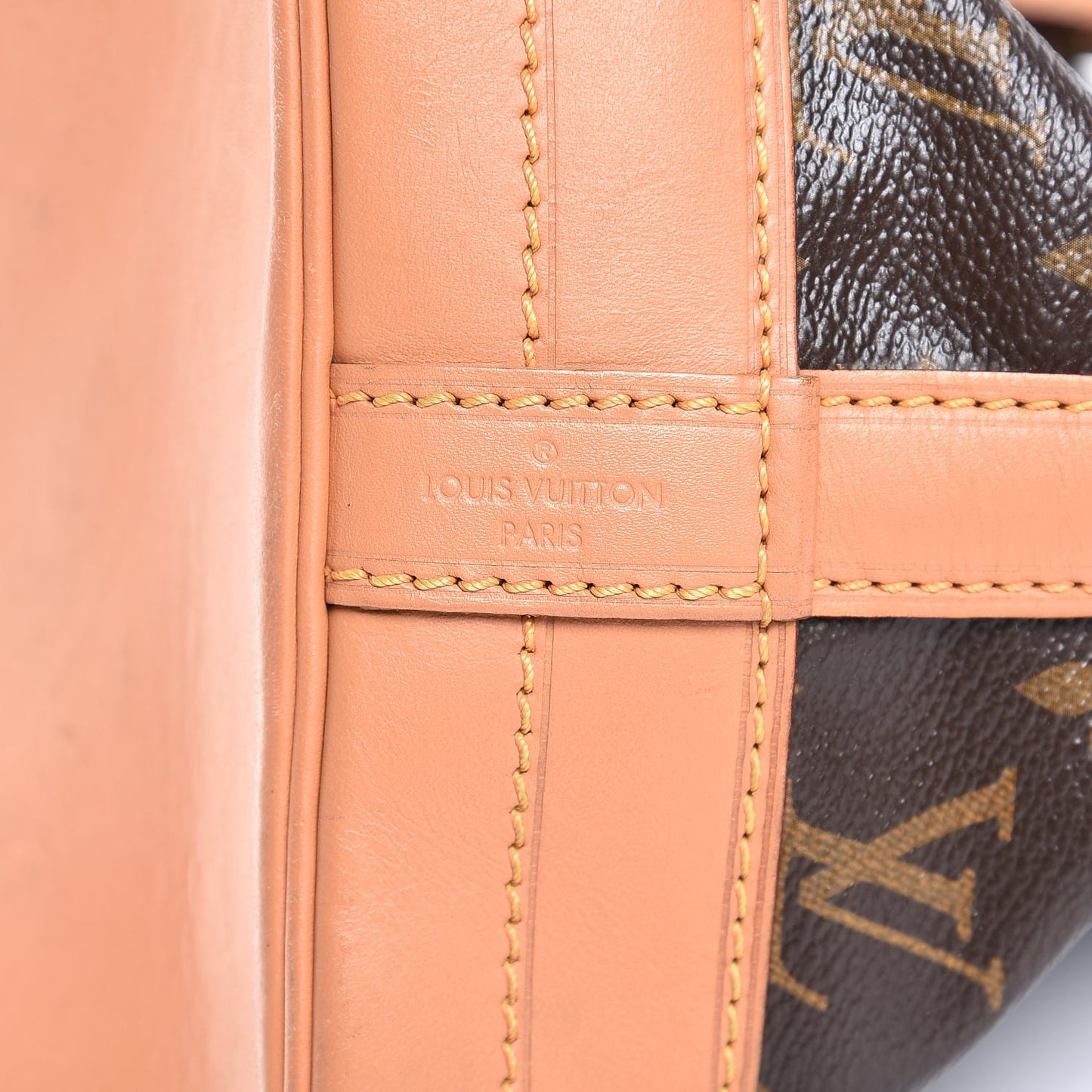 Monogram Noe