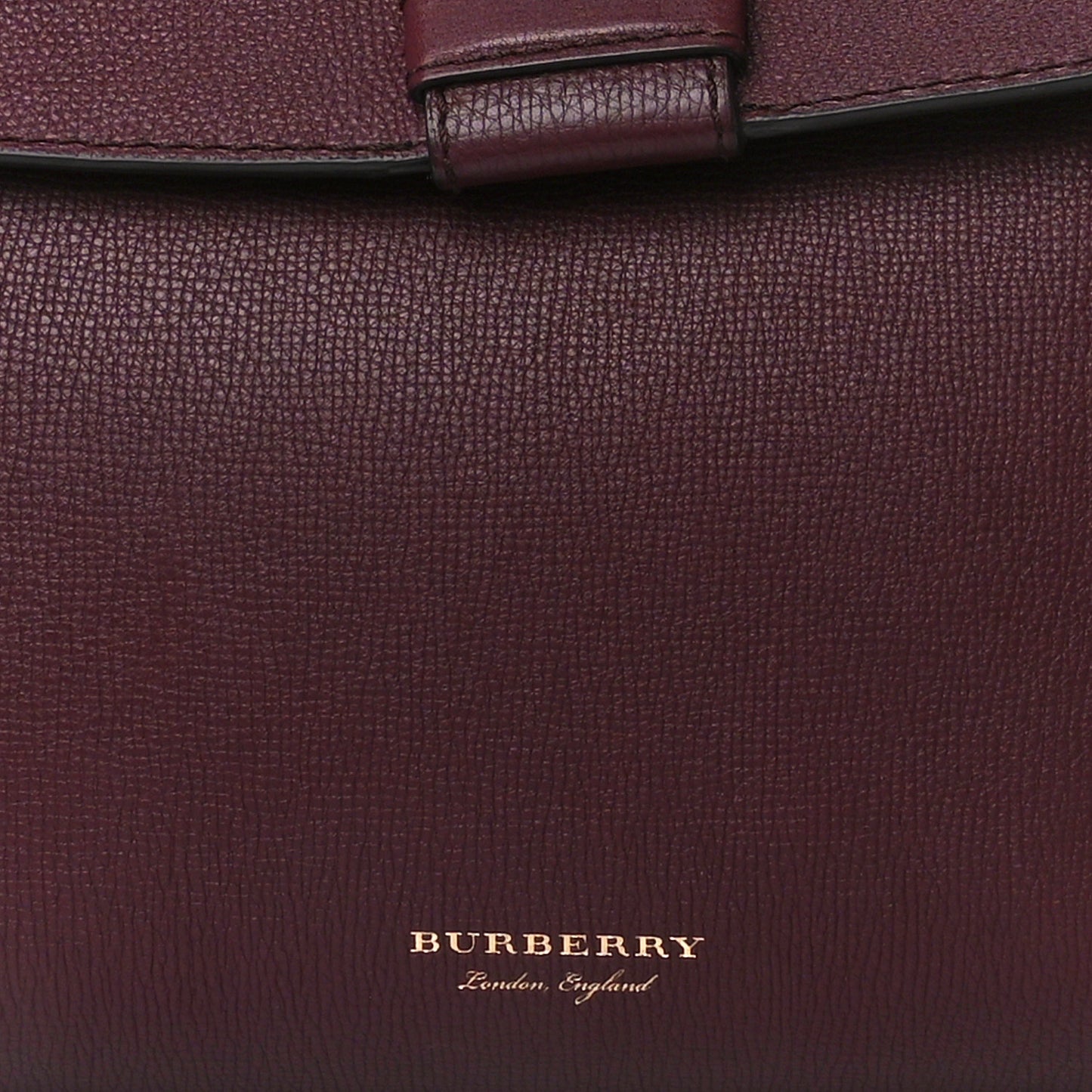 Derby Calfskin House Check Medium Camberley Burgundy
