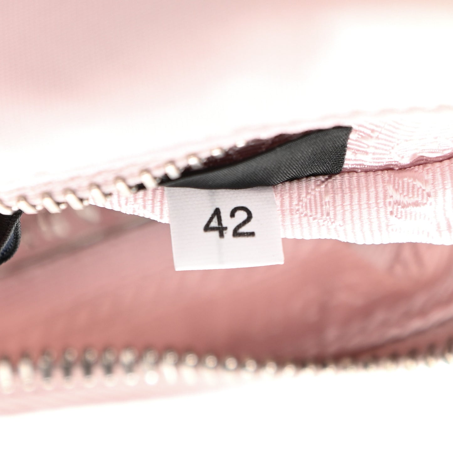 Nylon Re-Edition 2005 Shoulder Bag Alabastro