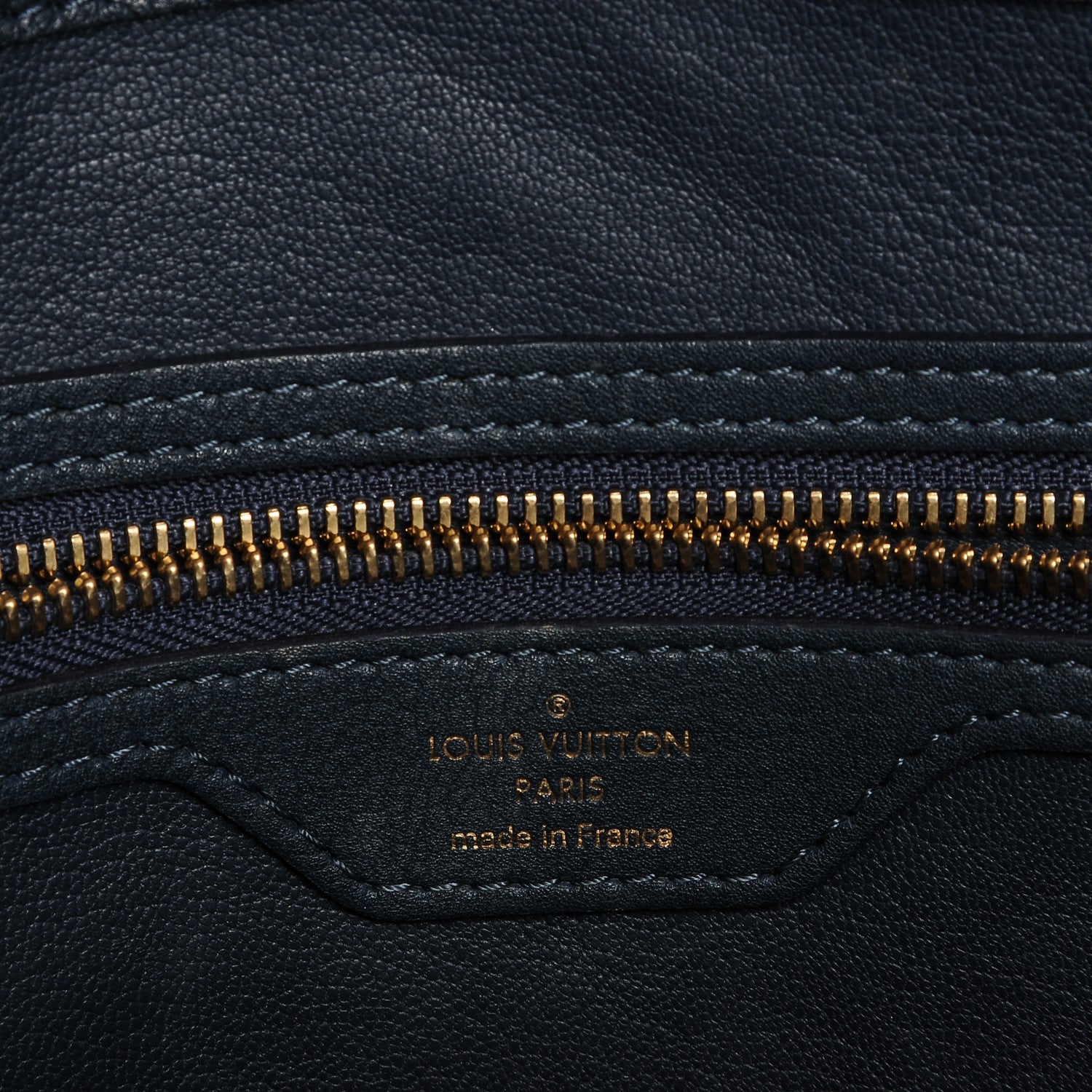 Louis Vuitton Ostrich Python Majestueux Tote MM Blue 6 of 7