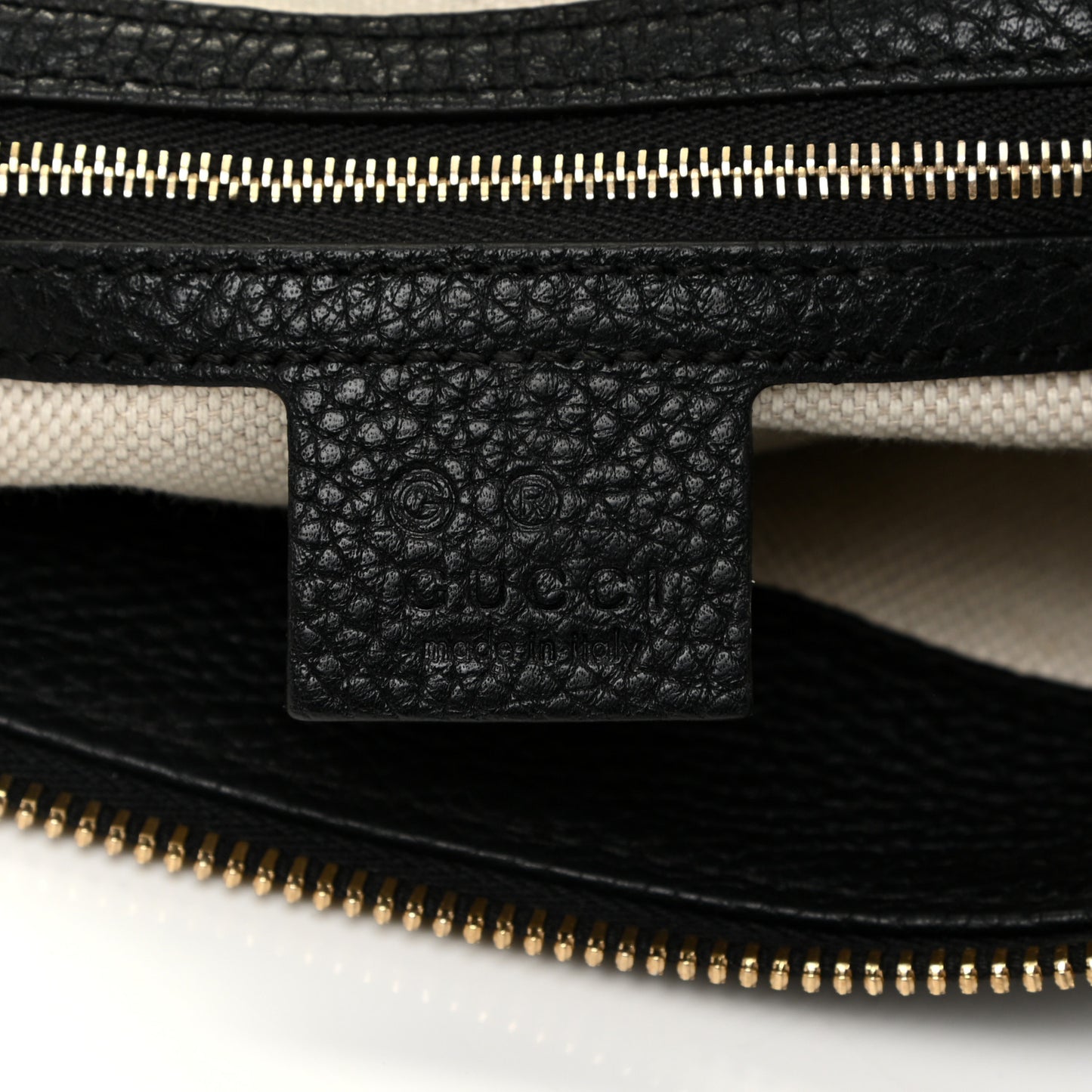 Pebbled Calfskin Large Soho Hobo Black