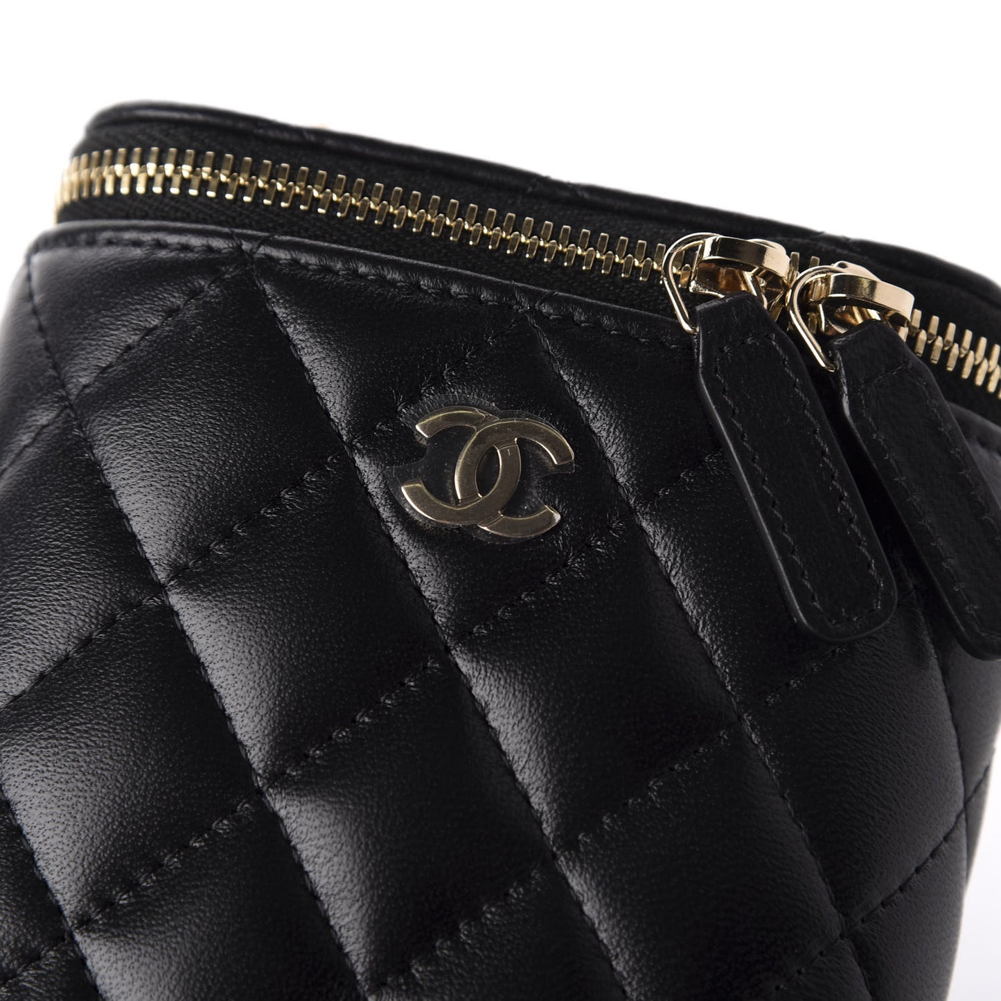 Lambskin Quilted Small Vertical Coco Beauty Vanity Case With Chain Black