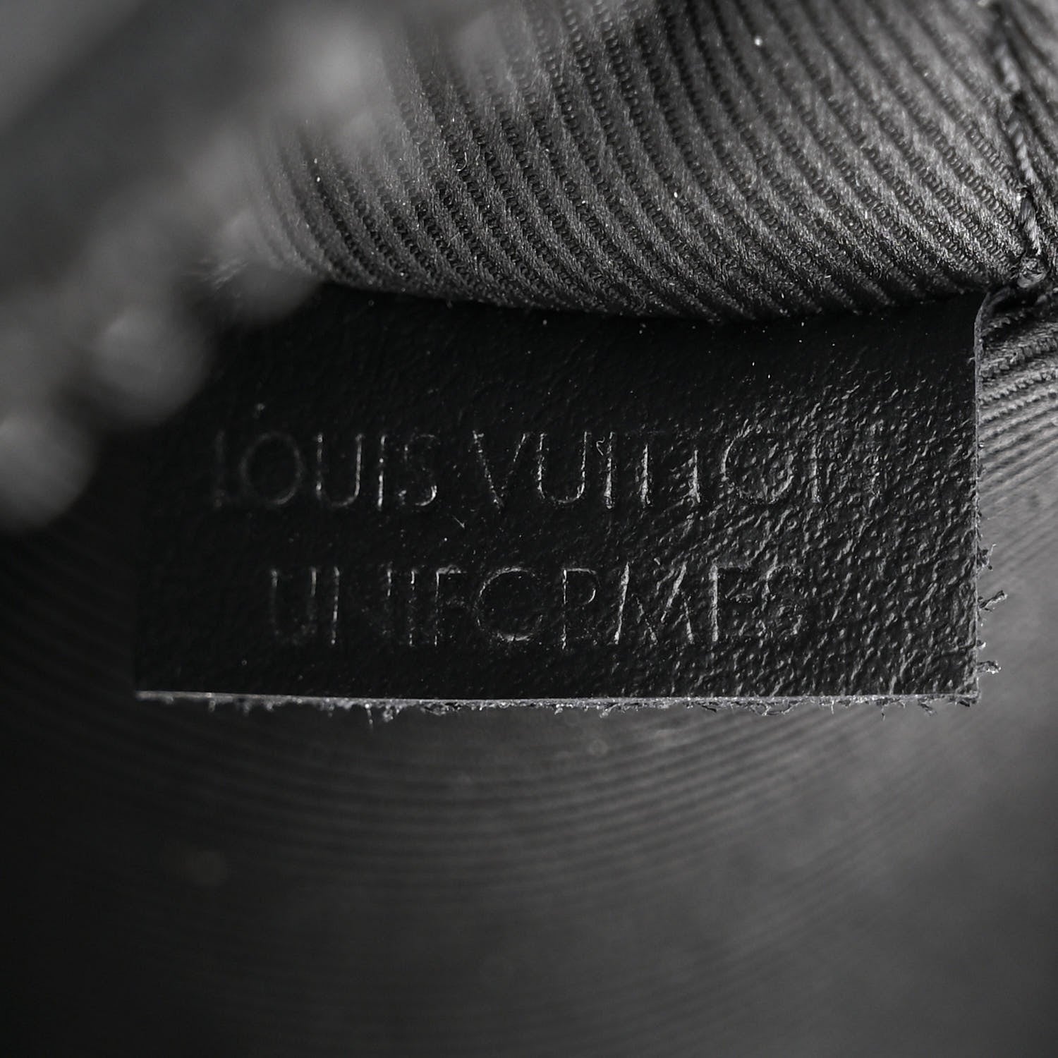 Louis Vuitton Taurillon Monogram Uniformes Solar Ray Soft Pochette Volga Belt Bag Black 6 of 9